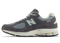New Balance M2002RFB Sneaker für Herren Magnet / Lead / Blue Fox