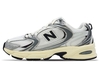 New Balance U530ESA Sneaker für Unisex Silver Metallic / Black Cement