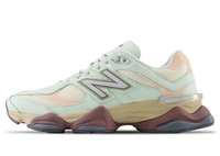 New Balance U9060GCA Sneaker für Unisex Clay Ash / Dark Vintage Rose
