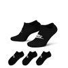 Nike Sportswear Everyday Essential Socks