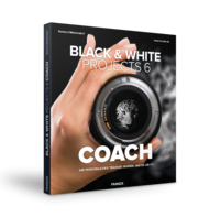 BLACK & WHITE projects Coach