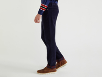 Benetton,  5-pocket-hose Aus Cordsamt,  taglia 50,  Dunkelblau,  Herren
