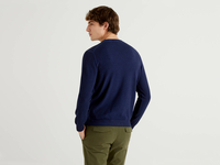 Benetton Online exclusive,  Rundausschnitt Mit V-förmigem Detail,  taglia S,  Dunkelblau,  Herren