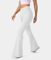 Halara - Crossover Super Flare Leggings mit hoher Taille und hintere Taschen - Weiß - M(regular)