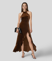 Halara - Rückenfreies Maxi-Partykleid aus Samt mit Schlitz,  Neckholder,  unsichtbarem Reißverschluss und Rüschensaum - Patina Brown - XL