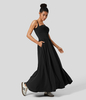 Halara - Rückenfreies,  plissiertes,  ausgestelltes Maxi-Flowy-Trägerkleid mit Seitentaschen - Schwarz - XL