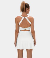 Halara - Rückenfreies Sportkleid mit überkreuzten Trägern - Weiß - XS