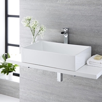 Aufsatzwaschbecken,  rechteckig,  610mm x 400mm - mit hohem Wasserfall-Einhebelmischer - Haldon