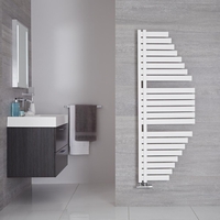 Design Handtuchheizkörper versetzt 1460x547mm 689W Seitlich offen Mineral Weiß - Lazio von Hudson Reed