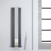 Design Heizkörper mit Spiegel 1600 x 385mm 1212W Anthrazit - Flacher Platzsparender Paneelheizkörper Vertikal - Sloane von Hudson Reed