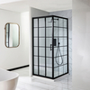 Dreifach-Duschschiebetür & Seitenwand 900mm x 900mm mit schwarzem Gittermuster (Eckeinbau) - inkl. Duschwanne - Barq