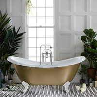 Freistehende Badewanne mit erhöhten Rückenschrägen,  175 x 73 cm - in Gold Metallic mit Füßen in Weiß – Retro - Oxford von Hudson Reed