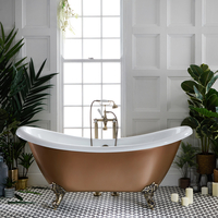 Freistehende Badewanne mit erhöhten Rückenschrägen,  175 x 73 cm - in Kupfer Metallic mit Füßen in gebürstetem Gold – Retro - Oxford von Hudson Reed