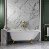 Freistehende Eck-Badewanne 1685mm x 750mm (Linksbündig) Weiß inkl. Füße in satiniertem Gold - Oxford von Hudson Reed