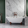 Freistehende Eck-Badewanne 1685mm x 750mm (Rechtsbündig) Weiß inkl. Füße in satiniertem Kupfer - Oxford von Hudson Reed