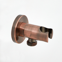 Handbrausen Halterung Rund,  mit Auslassbogen,  in Kupfer – Eris Hudson Reed