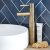 Hohe Einloch Einhebel-Waschtischarmatur rund,  Antikes Messing/Gold Finish - Mont Hudson Reed