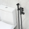 Hygienedusche mit Thermostat,  Wandmontage in Mattschwarz – Nox Hudson Reed