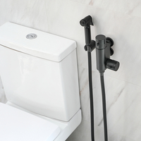Hygienedusche mit Thermostat,  Wandmontage in Mattschwarz – Nox Hudson Reed