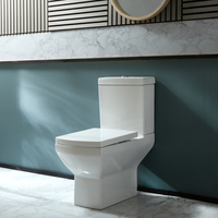 Modernes Stand-WC mit aufgesetztem Spülkasten - inkl. Sitz mit Absenkautomatik – Weiß - Halwell von Hudson Reed