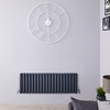 Niedriger Heizkörper 1238W 2-lagig Horizontal Anthrazit 400 x 1180mm Revive klein,  von Hudson Reed