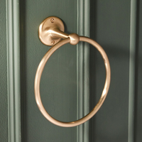 Retro Handtuchring - satiniertes Gold - Elizabeth von Hudson Reed