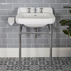 Retro-Waschbecken mit Metallgestell – 560mm x 450mm,  mit 3 Hahnlöchern – Richmond