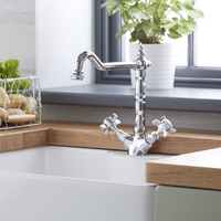 Retro Wasserhahn aus Messing - Einloch-Küchenarmatur mit Kreuzgriffen,  von Hudson Reed