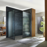 Schwarz Walk-In Dusche mit geriffeltem Glas & Rahmen- inkl. Duschwanne mit Schiefer-Effekt Hellgrau 1100mm x 700mm - Florence