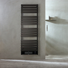 Smart-Badheizkörper elektronisch mit Lüftungsfunktion 1631mm x 555mm mit Stecker,  Schwarz – Linus – ECOSO by Hudson Reed