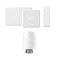 Smartes Thermostat Starter Set inkl. Extension Kit & 2x Smarte Heizkörperventile Vertikal - Tado°
