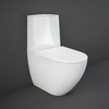 Stand-WC ohne Spülrand aufgesetzter Spülkasten & Sitz mit Absenkautomatik,  Glanz-Weiß - RAK Des x Hudson Reed