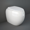 Stand-WC ohne Spülrand oval Sitz mit Absenkautomatik Glanz-Weiß – RAK Cloud x Hudson Reed
