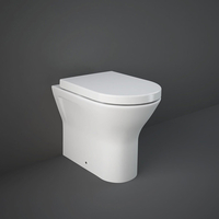 Stand-WC ohne Spülrand Sitz mit Absenkautomatik Glanz Weiß – RAK Resort x Hudson Reed