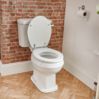 Traditionelle Toilette Richmond mit Spülkasten - Holzsitz,  Tiefspüler,  von Hudson Reed