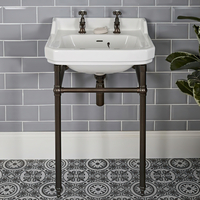 Traditionelles Waschbecken (2 Hahnlöcher) 560mm mit Metallgestell - geölte Bronze - Richmond