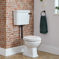 WC zur Bodenmontage mit erhöhtem Spülkasten - Toilettensitz in Weiß,  Farbe des Griffes Wählbar - Richmond Hudson Reed