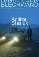 Hinter der Blechwand