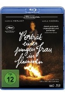 Porträt einer jungen Frau in Flammen