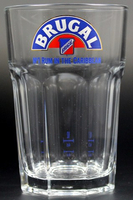 Brugal No. 1 Rum in the Caribbean Glas