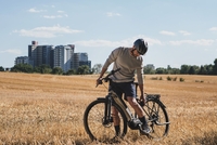 Kalkhoff ENTICE 5.B TOUR (13, 4 Ah),  10 Gang,  Herrenfahrrad,  Diamant,  Modell 2019,  28 Zoll,  magicblack/cloudbeige matt,  magicblack/cloudbeige matt,  43 cm