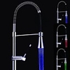 7 Farben Temperature Controlled Kitchen Sink Wasserhahn LED Light Glow Tap-Düse
