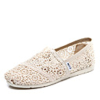 C N Frauen aushöhlen Spitze-Muster-Creme Wohnungen Bootsschuhe Loafers