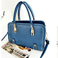 Caelyn Damen Blue Shoulder Bag (31 20 13)