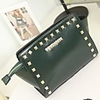 Caelyn Frauen Casual Solid Color Rivet Smaragd Umhängetasche