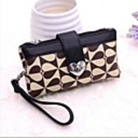 Caelyn Frauen Elegant Black Patterned mit Herz-Clutch