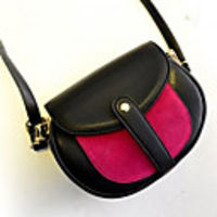 Caelyn Frauen Mini-Knödel geformt Fuchsia Umhängetasche