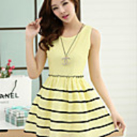 Caelyn Frauen Stripe Sleeveless Spitze Drucken Gelbe Kleid