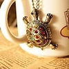 J G Cute Turtle Form lange Halskette