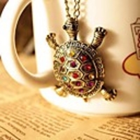 J G Cute Turtle Form lange Halskette
